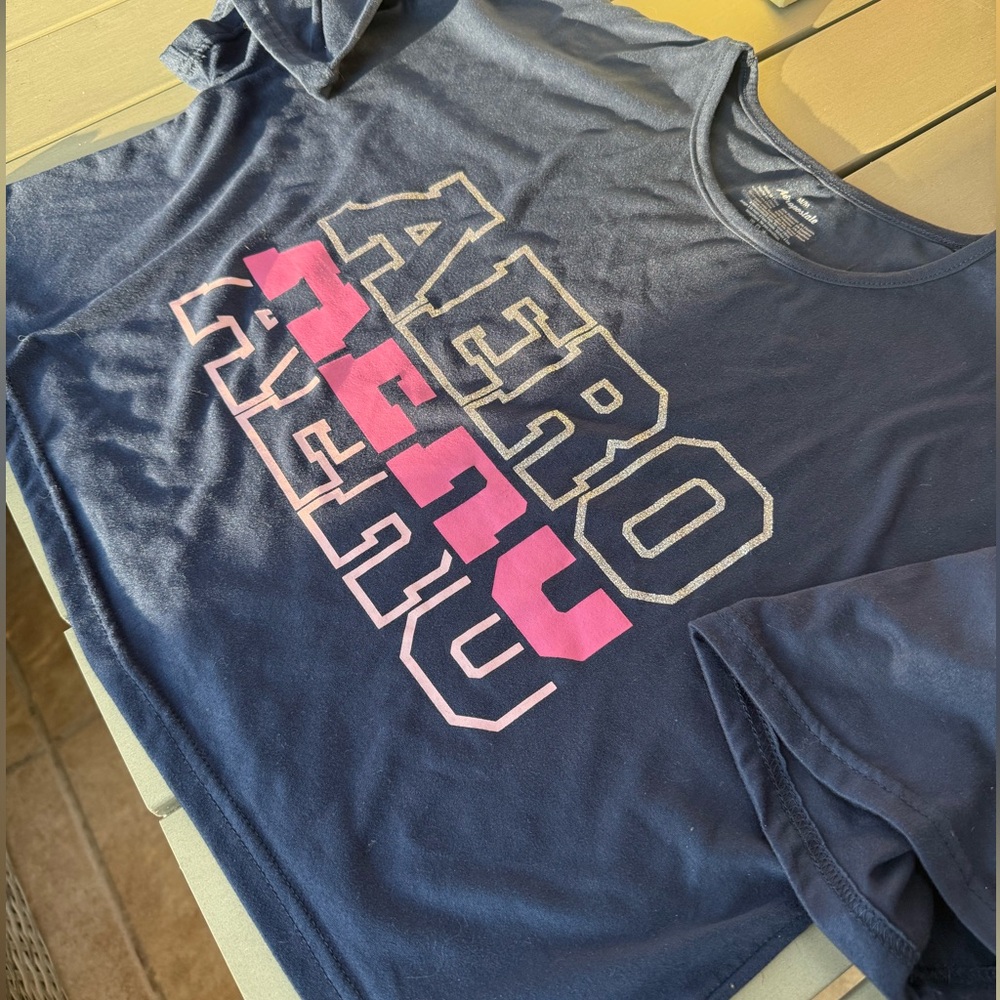 Aeropostale Navy with pink Logo Crop Top,  size medium